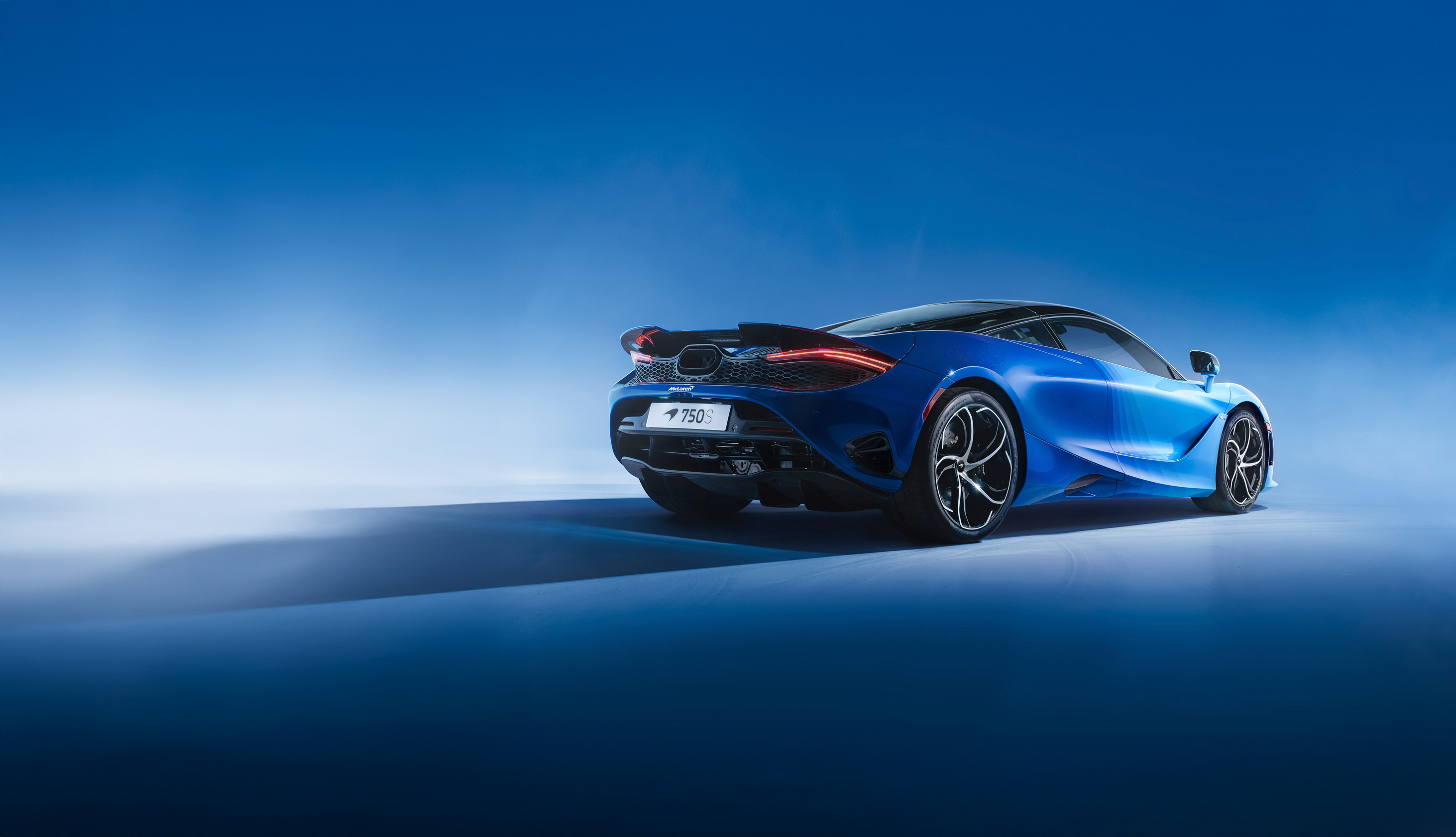 A custom blue pattern MSO McLaren 750S. 