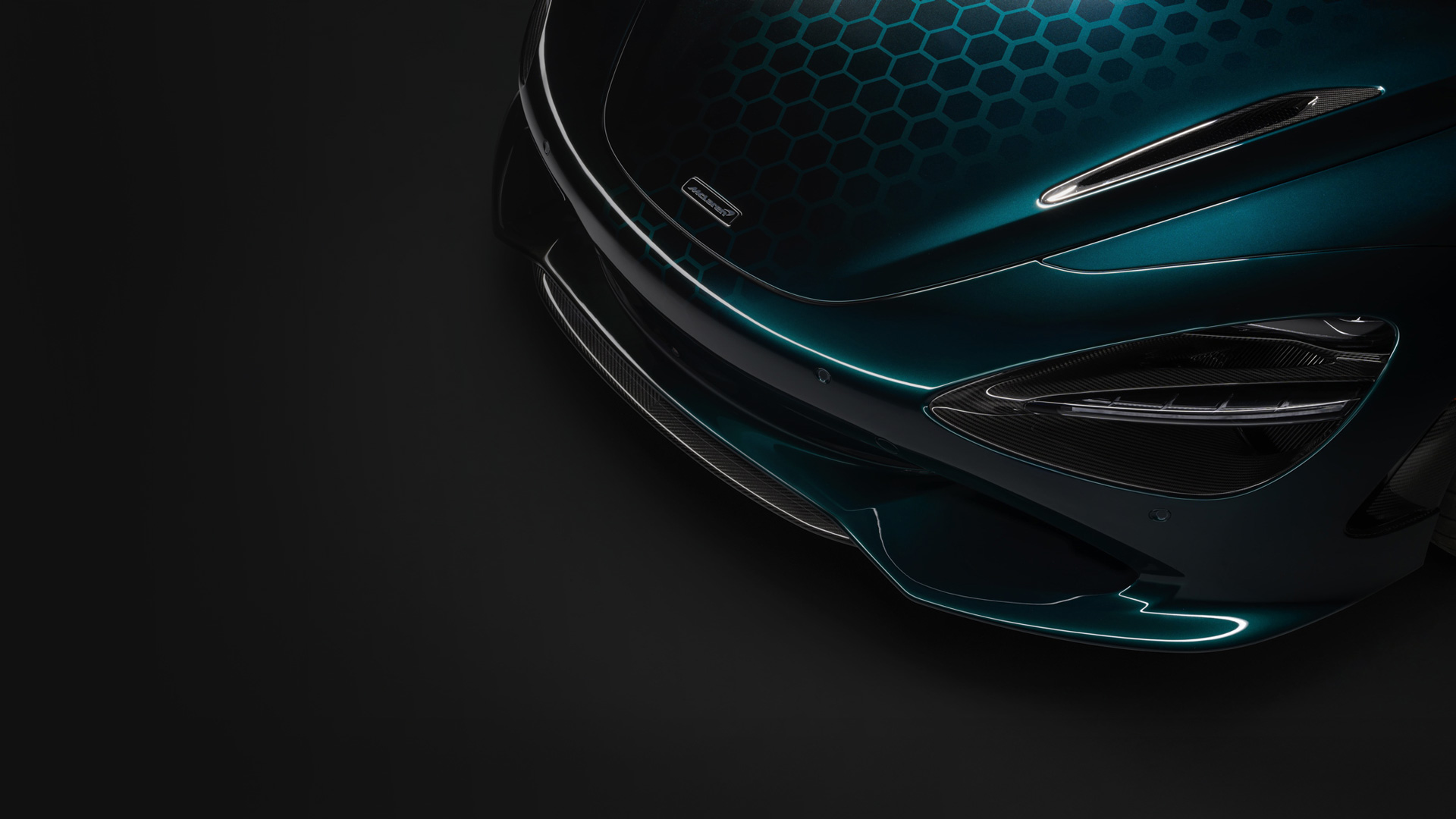 McLaren 750s with geohex exterior.